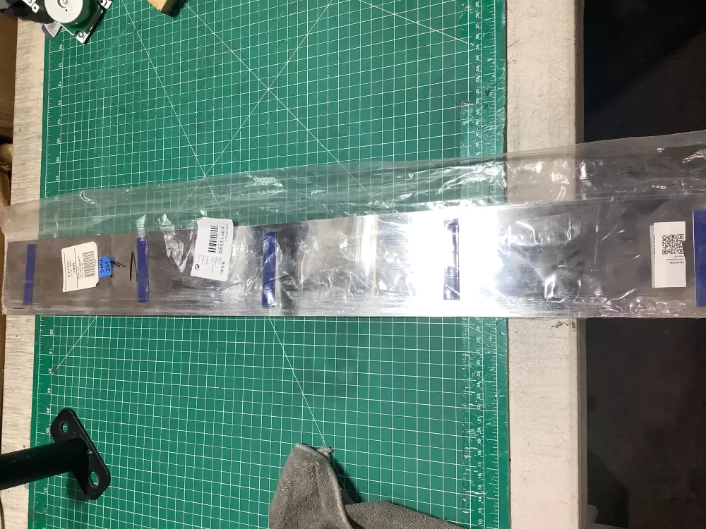 OEM New Bosch Thermador Panel 00774989 AZ151815 | SL267