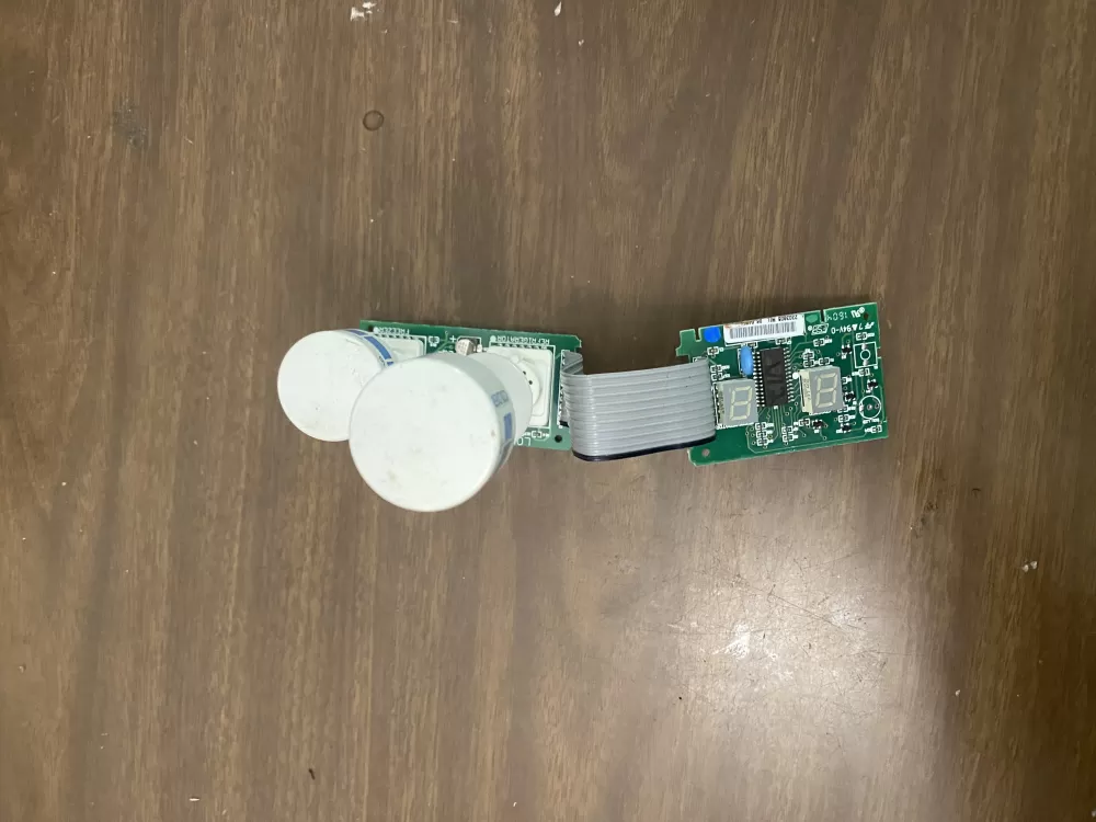 Whirlpool 2303805 Refrigerator Control Board