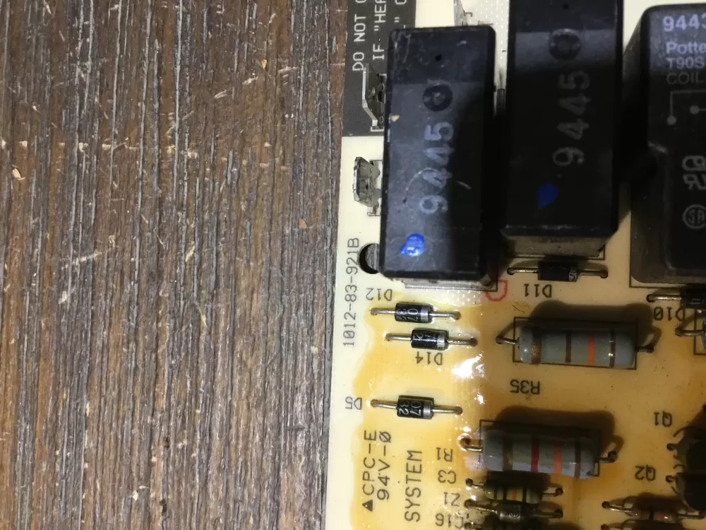 Rheem 62 24084 01 Furnace Control Board Honeywell Ruud AZ53054 | NR1863