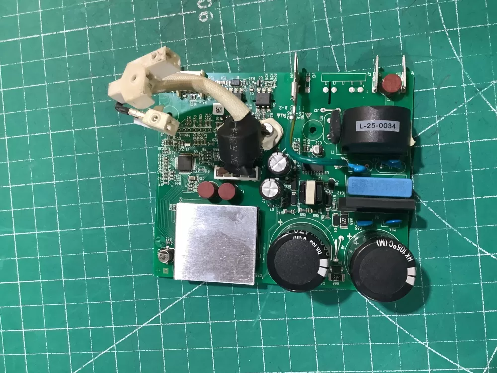 Frigidaire 8083643-03 Refrigerator Control Board AZ227709 | AR1305