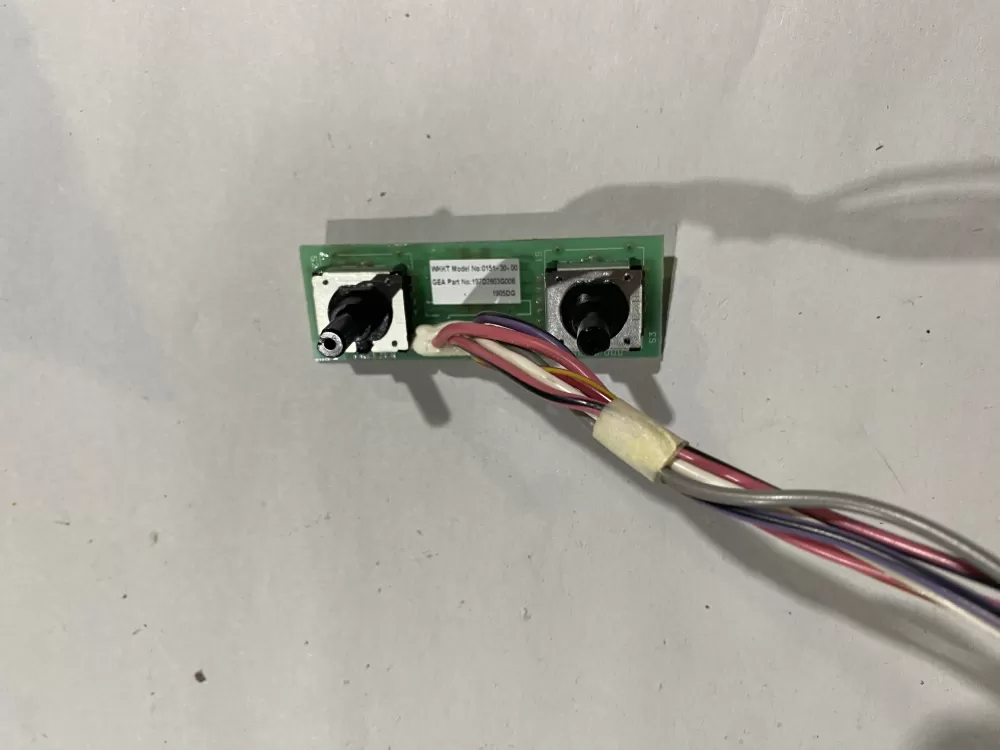 GE 197D2803G008 Refrigerator Control Board