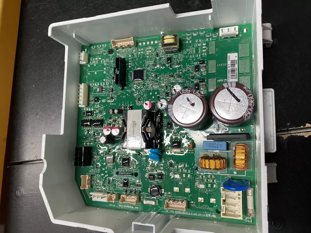 Whirlpool W11124692 Refrigerator Control Board