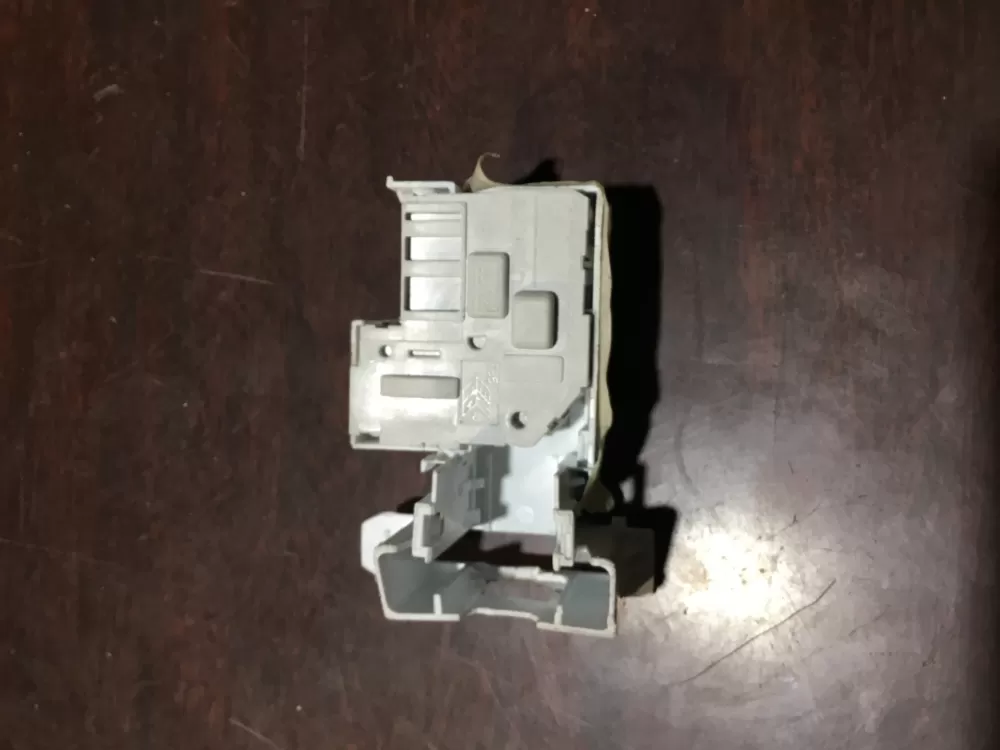 Frigidaire 137353300 Washer Laundry Center Lid Lock AZ66062 | Sl29