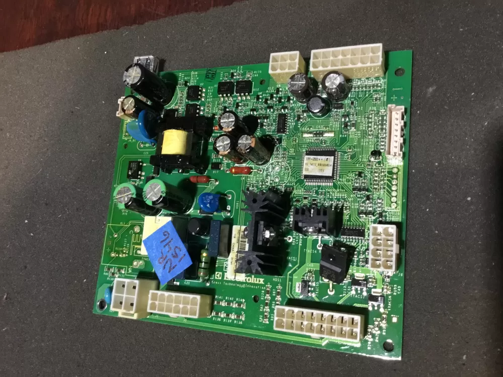 Frigidaire 242115204 242115226 Refrigerator Control Board AZ86267 | NR1546