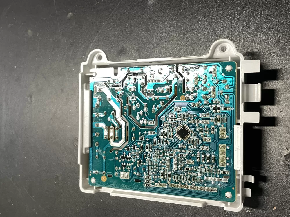 Electrolux Refrigerator 242216820 Main Control Board AZ16976 | 1222WM