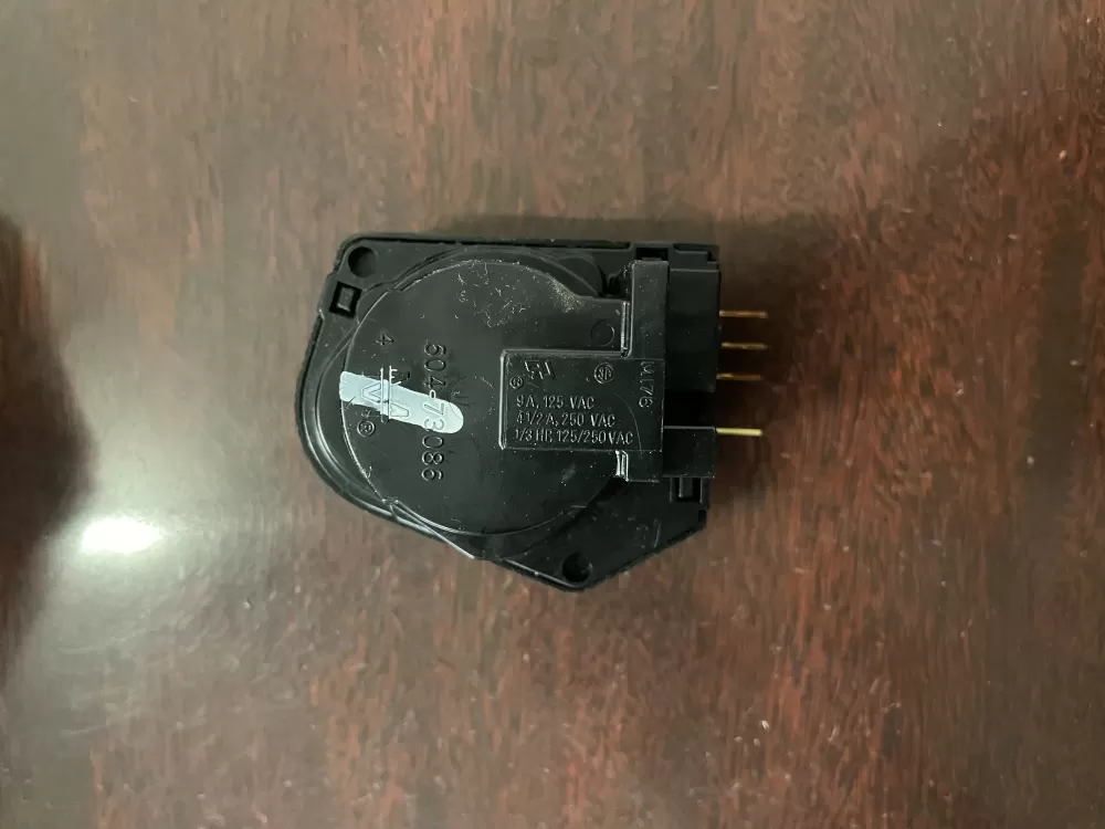 Frigidaire  Electrolux 215267800C Refrigerator Defrost Timer