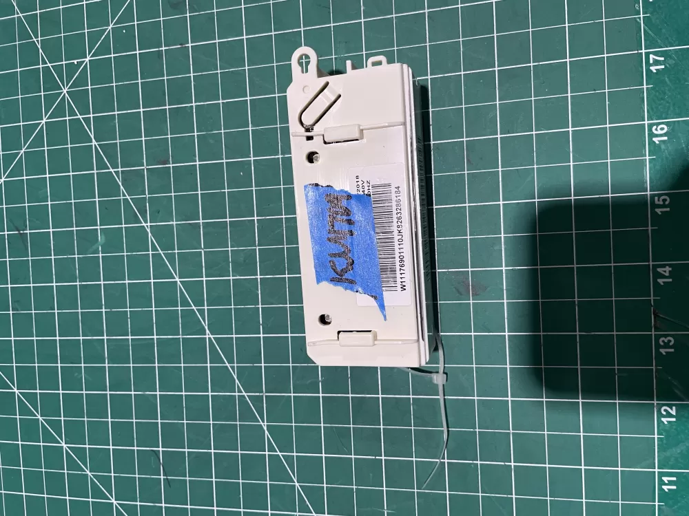 Whirlpool W11176901 W11176899 Refrigerator Control Board AZ133728 | KM1709