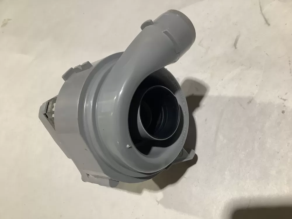 Bosch 9000897027  E319862 Dishwasher Circulation Pump Motor