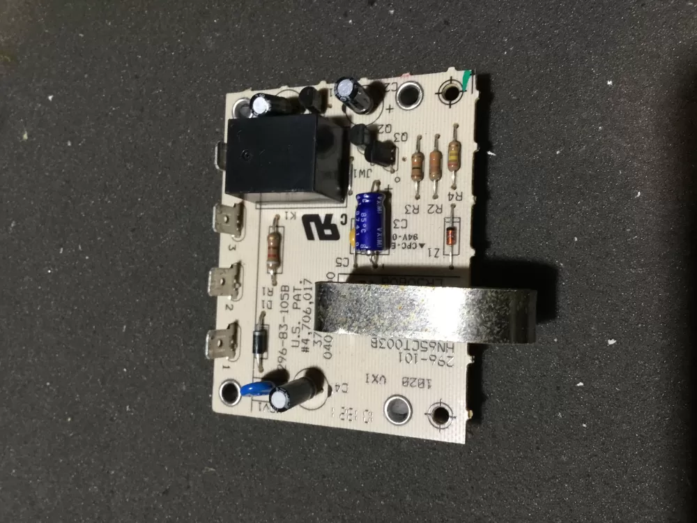 Carrier  Bryant 040-0131-00 Furnace Control Board