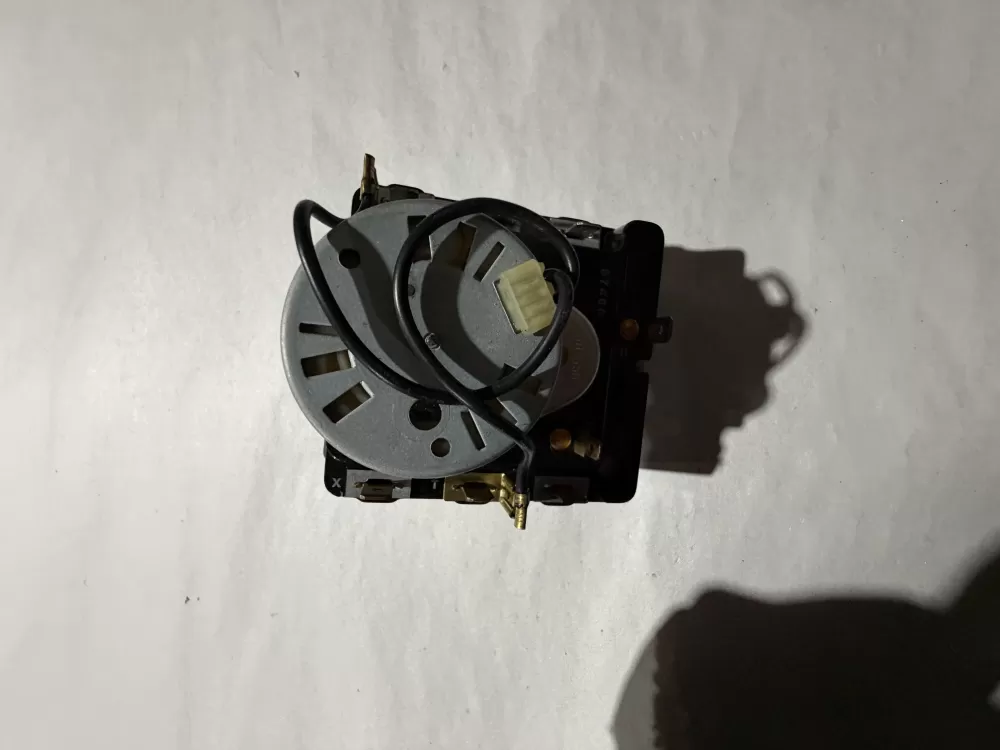 GE 212D1233P014 Dryer Timer AZ211674 | KM2548