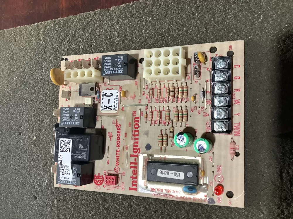 Trane  White Rodgers D341396P01 Furnace Control Board
