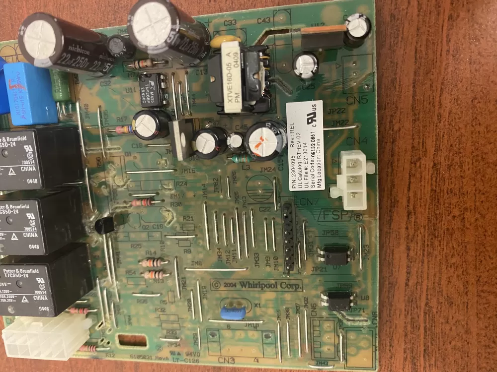 Whirlpool WPW10135090  AP6015557  W10135090  2252189  2252189EXCR  2255239  2255239EXCR  2304056  2304056EXCR  2304095  2304095EXCR  PS11748838  W10135090R  W10135090REXCR Refrigerator Main Control Board
