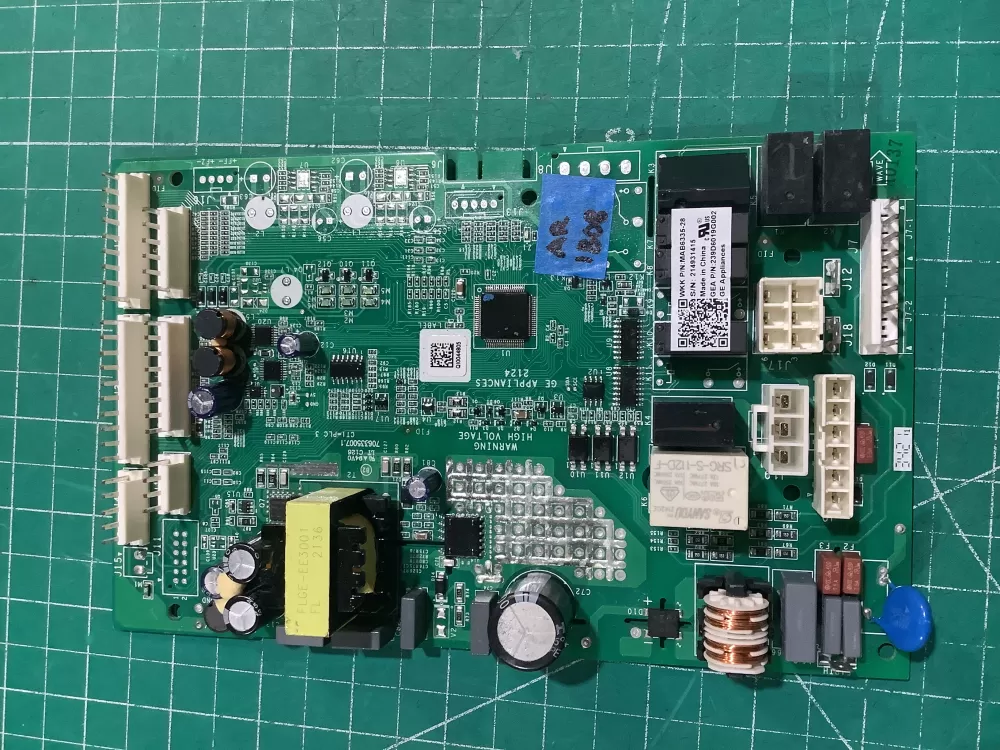 GE 239D6019G002 Refrigerator control board AZ227726 | AR1808