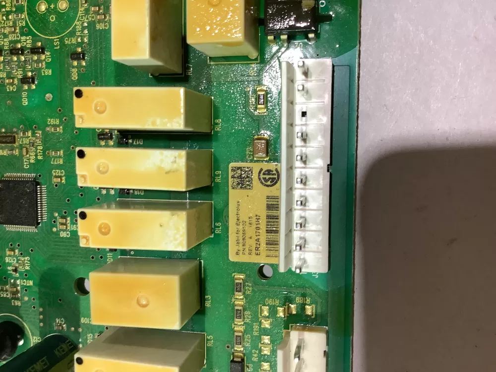 Frigidaire 808069102 5304522754 Refrigerator Control Board AZ142424 | ZC2397