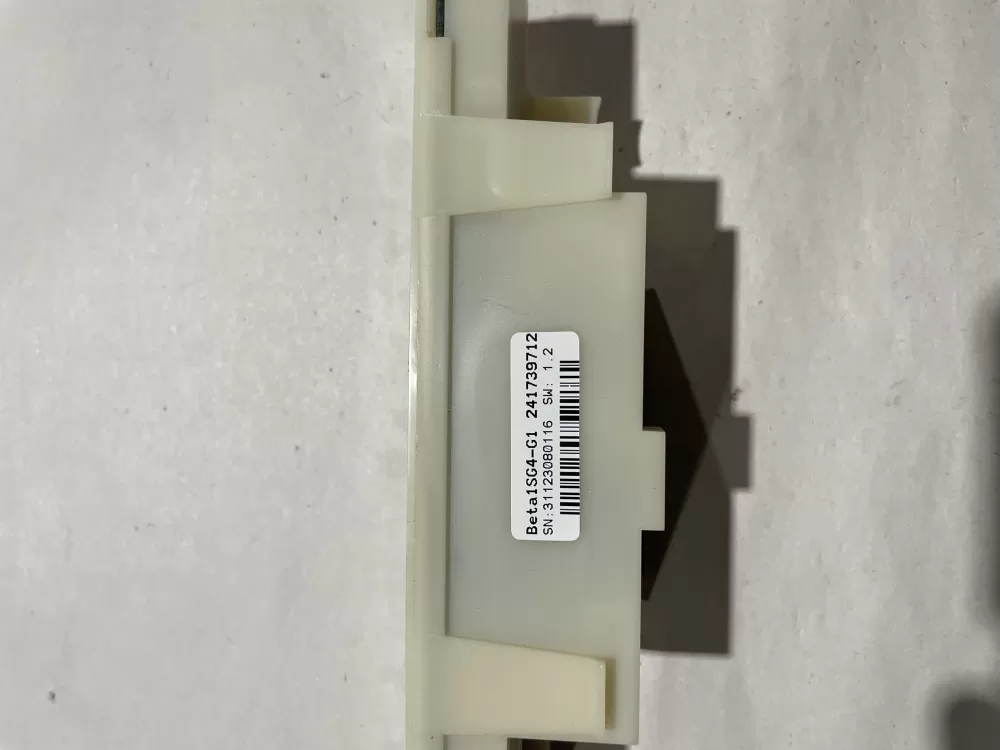 Frigidaire 2416091 Refrigerator Control Board AZ188071 | KM696