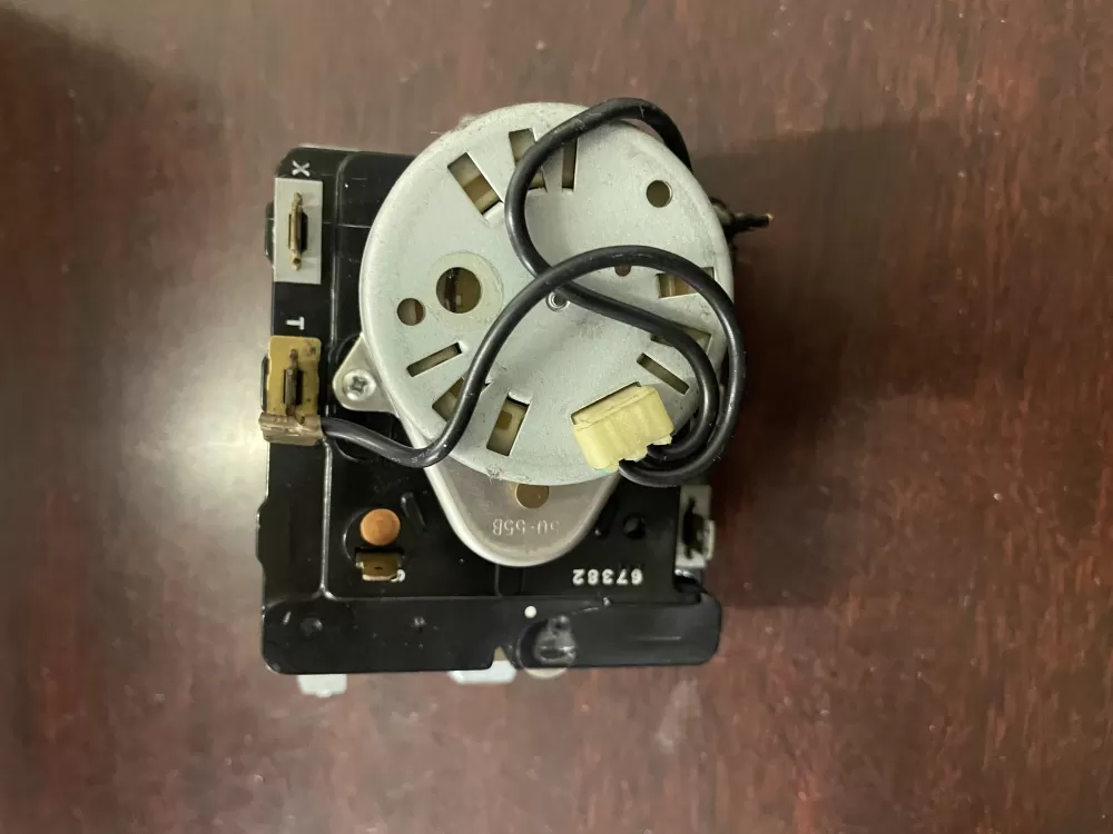GE 212D1233P012 WE4M364 Dryer Timer AZ47980 | KM699
