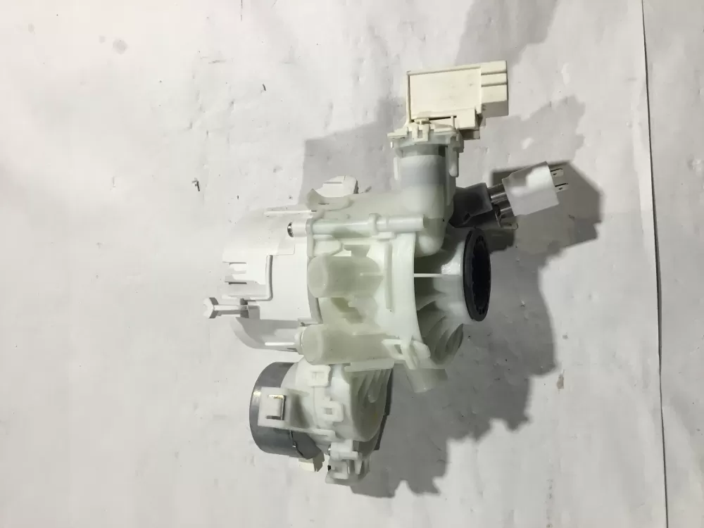 Miele 10430914 Dishwasher Pump Motor Assembly AZ83133 | Sl105