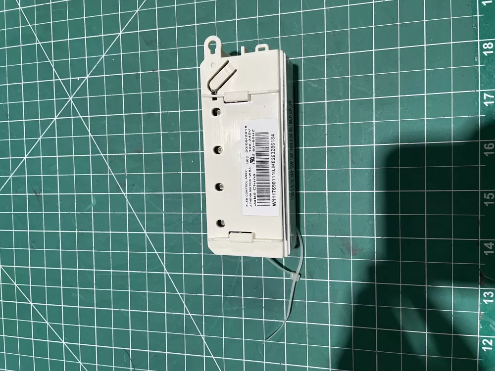 Whirlpool W11176901 W11176899 Refrigerator Control Board AZ133728 | KM1709