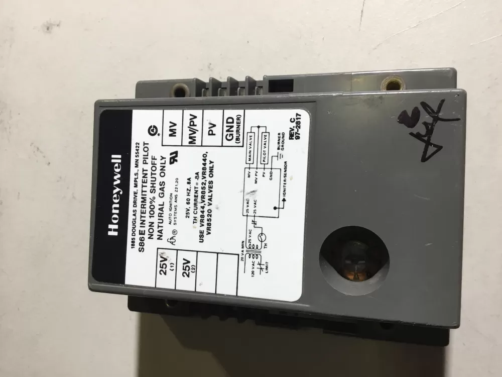 Honeywell S86E Intermittent Pilot Control Natural Gas AZ36386 | NRV245