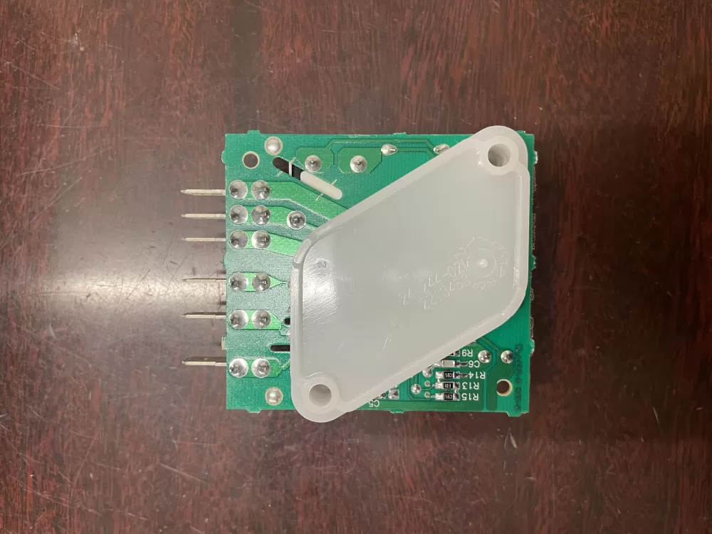 Whirlpool Maytag KitchenAid Refrigerator Control Board Defrost AZ28373 | KM99