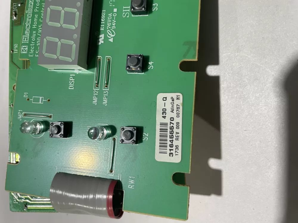 Frigidaire 316455570 Range Stove Oven Control Board AZ122797 | Wm2246