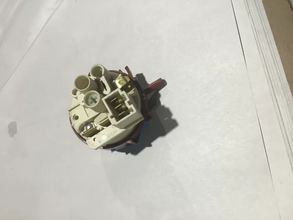 Miele 06154390 Pressure Monitor Level Switch AZ99335 | Sl46