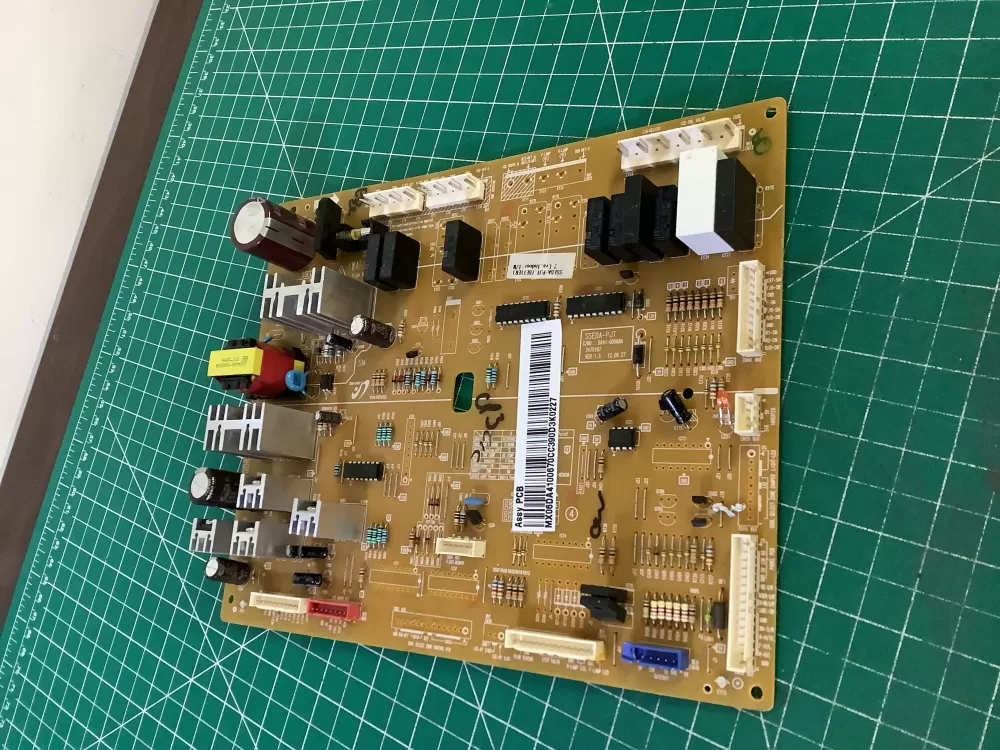 Samsung DA41-00670C DA41-00668A Refrigerator Control Board