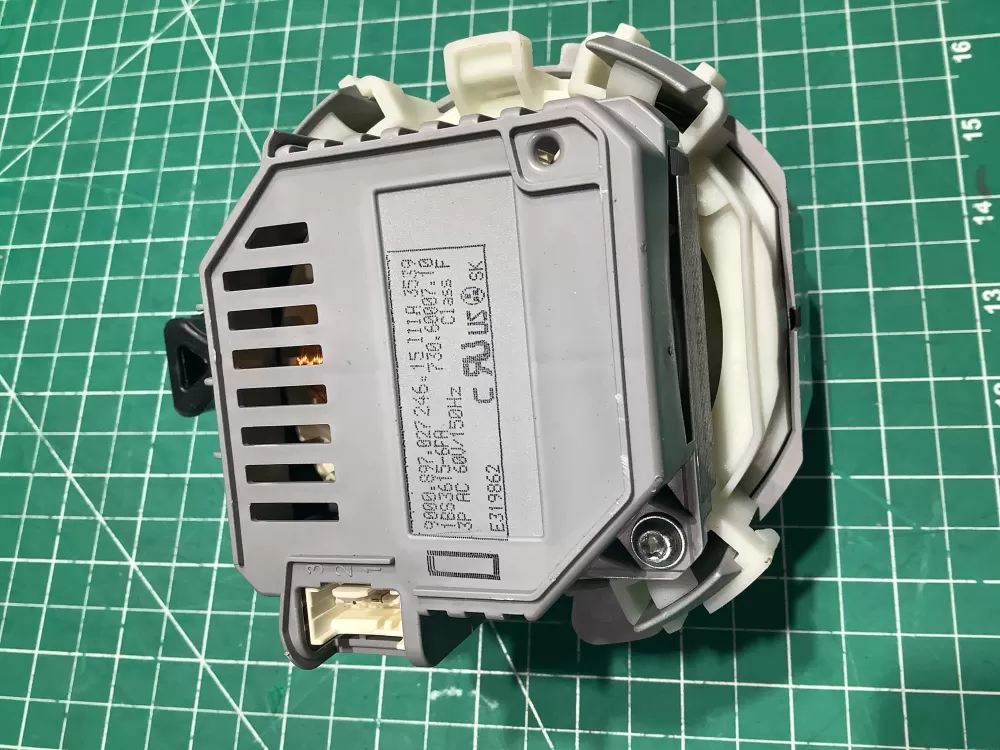 Bosch 9000897027  E319862 Dishwasher Circulation Pump Motor