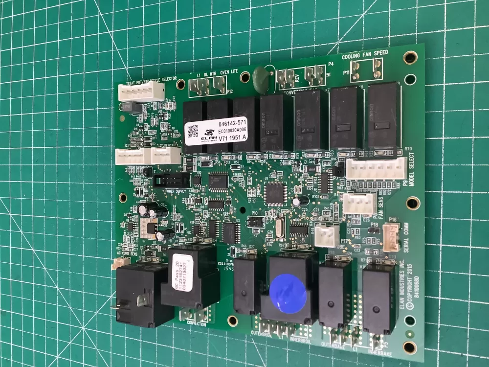 1123152741 Viking Oven Board - Control