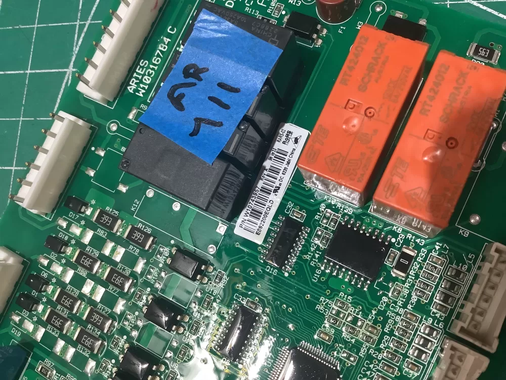 Whirlpool W10743957 Refrigerator Control Board AZ187878 | AR111