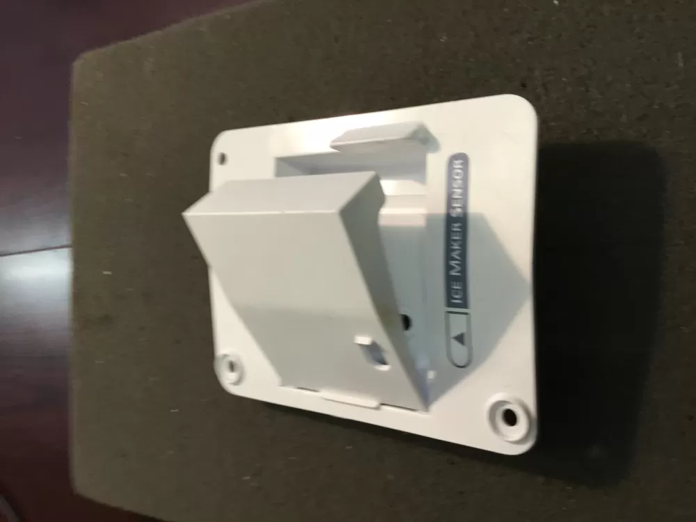 Whirlpool  Kenmore  Maytag  KitchenAid W10757851  AP5956767  W11629974  4389102  2198585  2198586  2220398  2220402  2255114  3452789  4388635  4389102R  PS10064583  TJ4389102R  W10193666  W10193840  W10290817 Refrigerator Ice Control Board