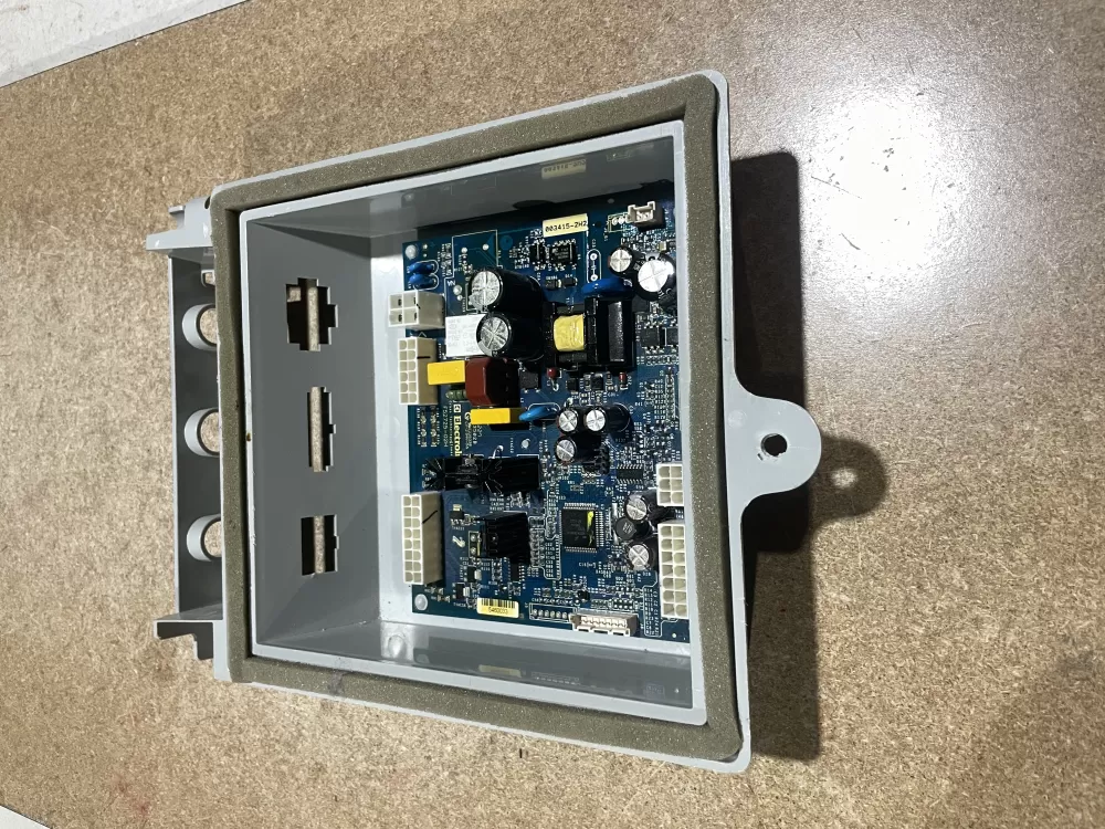 Crosley  Frigidaire 241996325 5303918506 Refrigerator Crosley Control Board