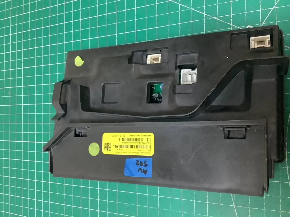Frigidaire Electrolux 137317200 137317201 Washer Control Board AZ226129 | ARV592