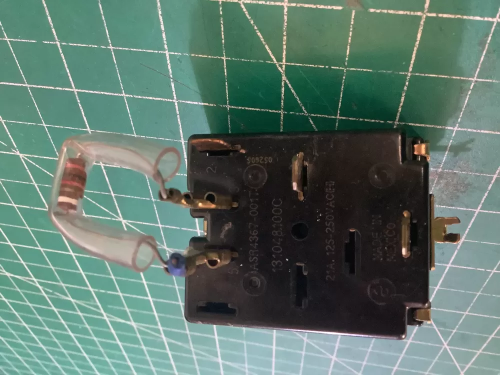Frigidaire Westinghouse 131048100C Dryer Switch AZ199229 | SL160