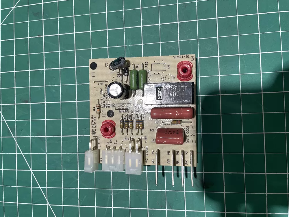Whirlpool W10366605 2304069 Refrigerator Defrost Control Board AZ133723 | KM1709