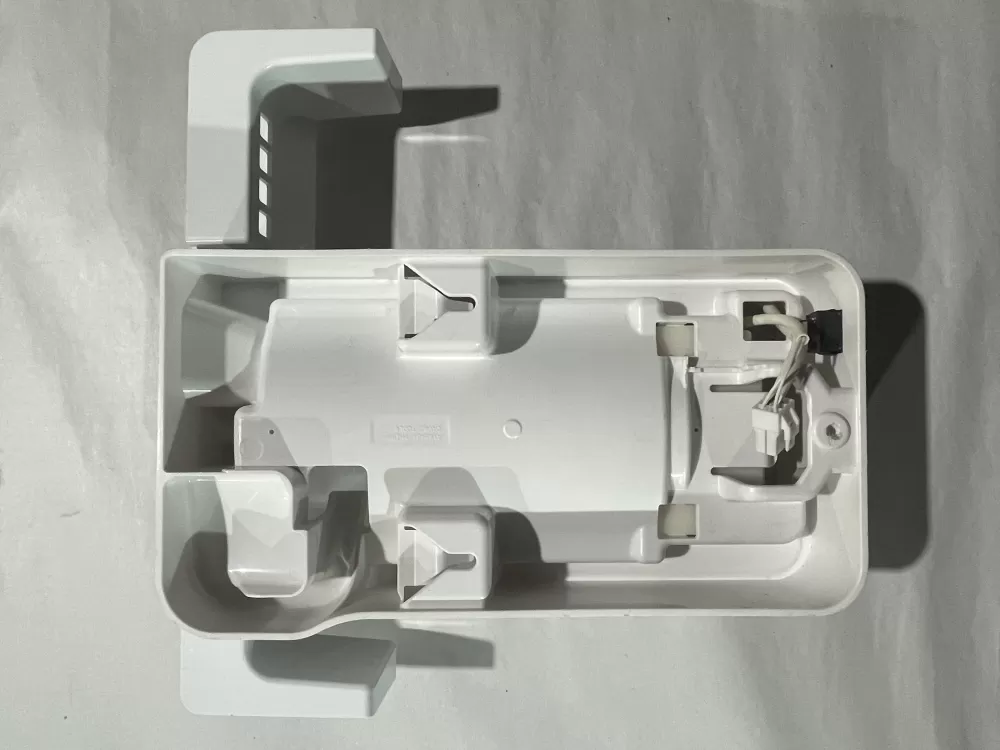 Frigidaire A188491 Refrigerator Ice Maker AZ198183 | KMV896