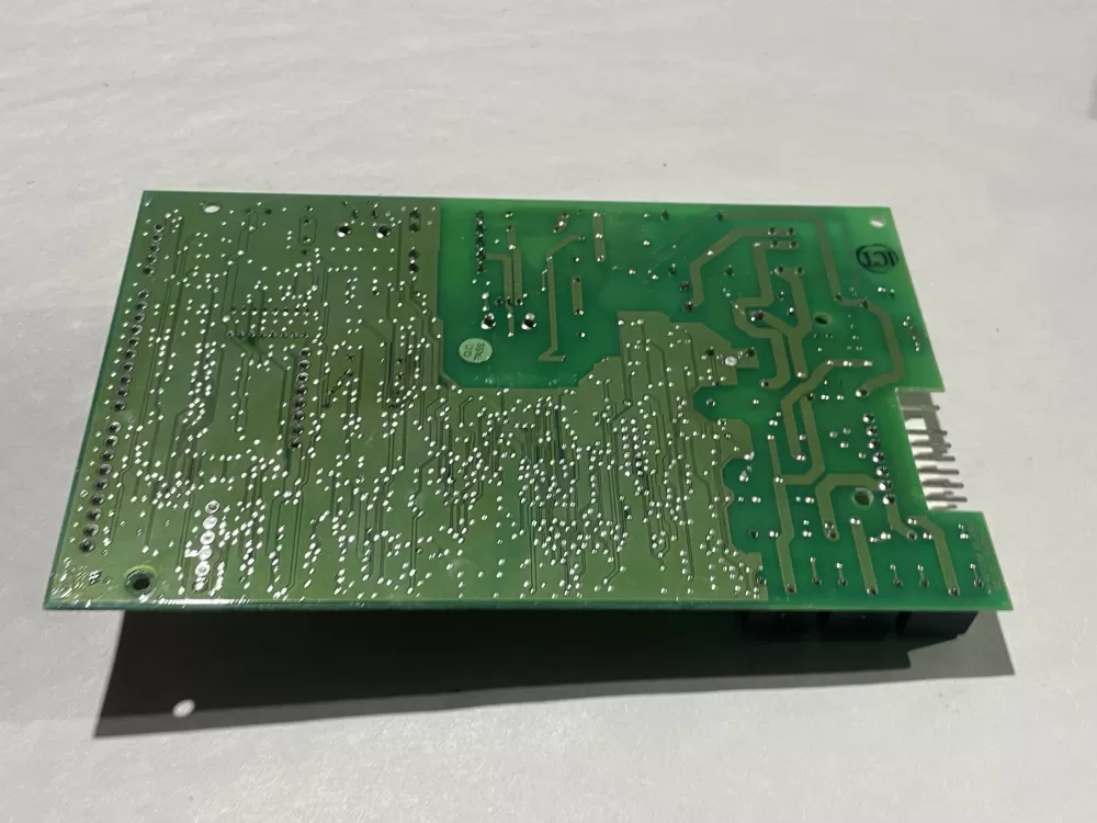 GE Hotpoint 200D2260G007 EBX1005G01 Refrigerator Control Board AZ113257 | Wm756