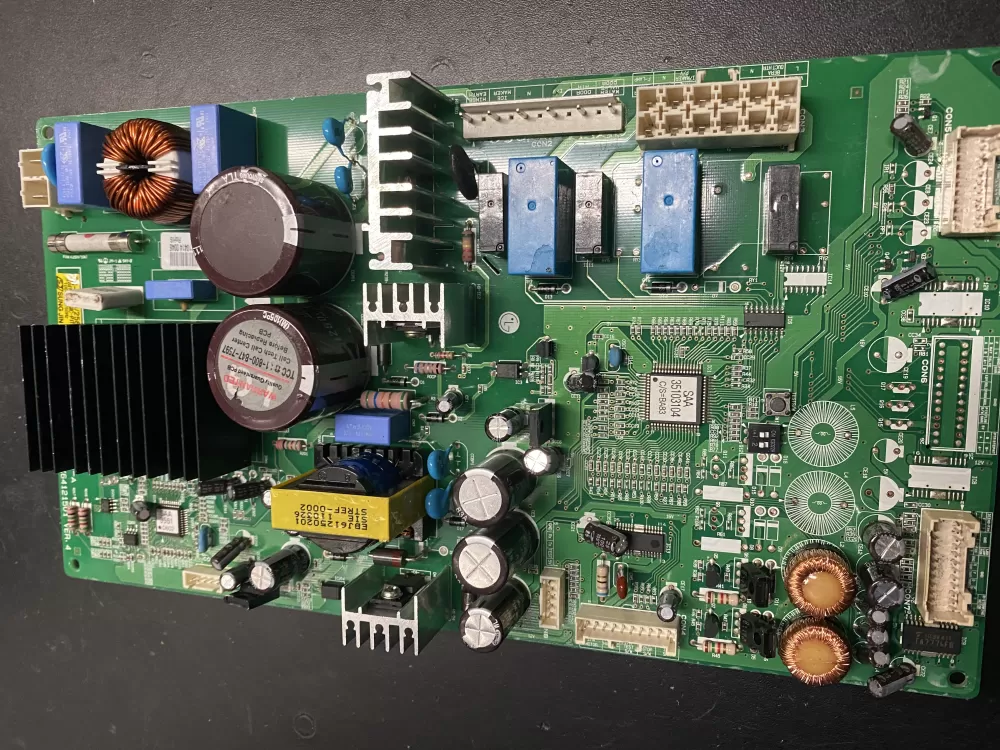 LG Kenmore EBR73304205 Refrigerator Control Board AZ6782 | BKV247