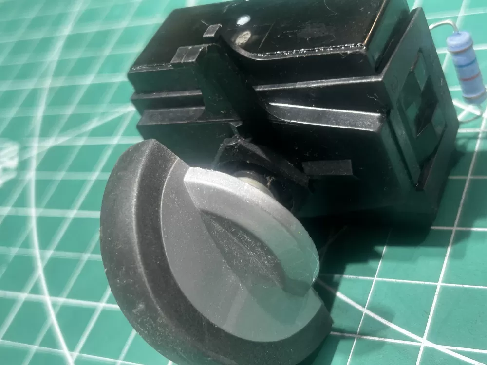 Whirlpool 8578354 Temperature Switch AZ169357 | Sl122