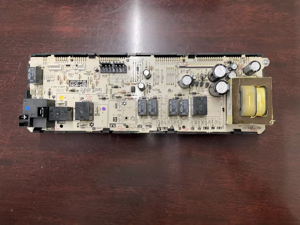 WB27T11007 GE Range Control Board Clock   AZ28926 | KMV191
