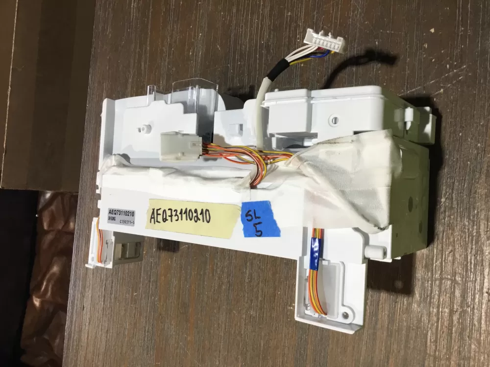 LG AEQ73110210 Refrigerator Ice Maker Assembly