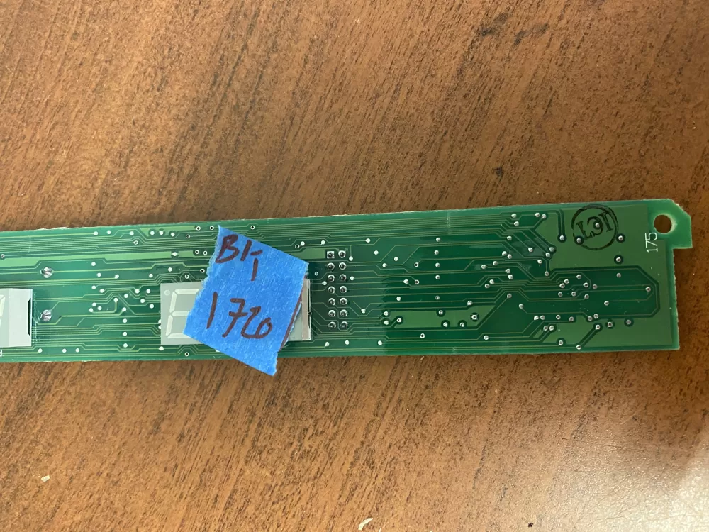GE Refrigerator Display Control Board AZ41697 | BK1720
