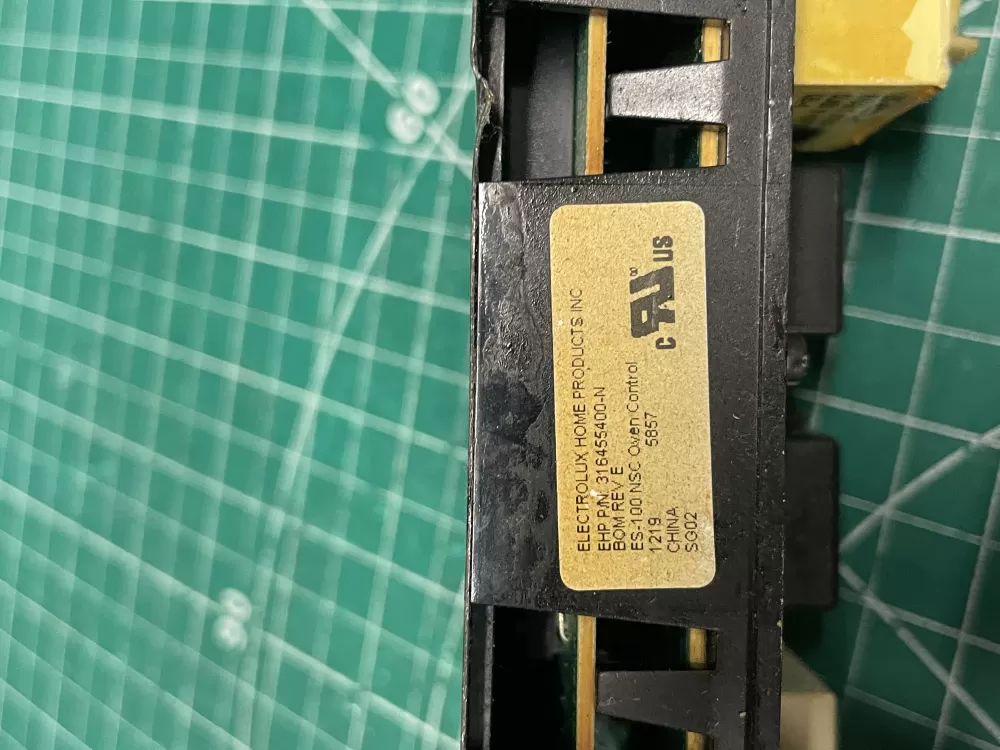 Frigidaire Kenmore AP6892696 316222801 Range Control Board AZ212005 | Wm2768