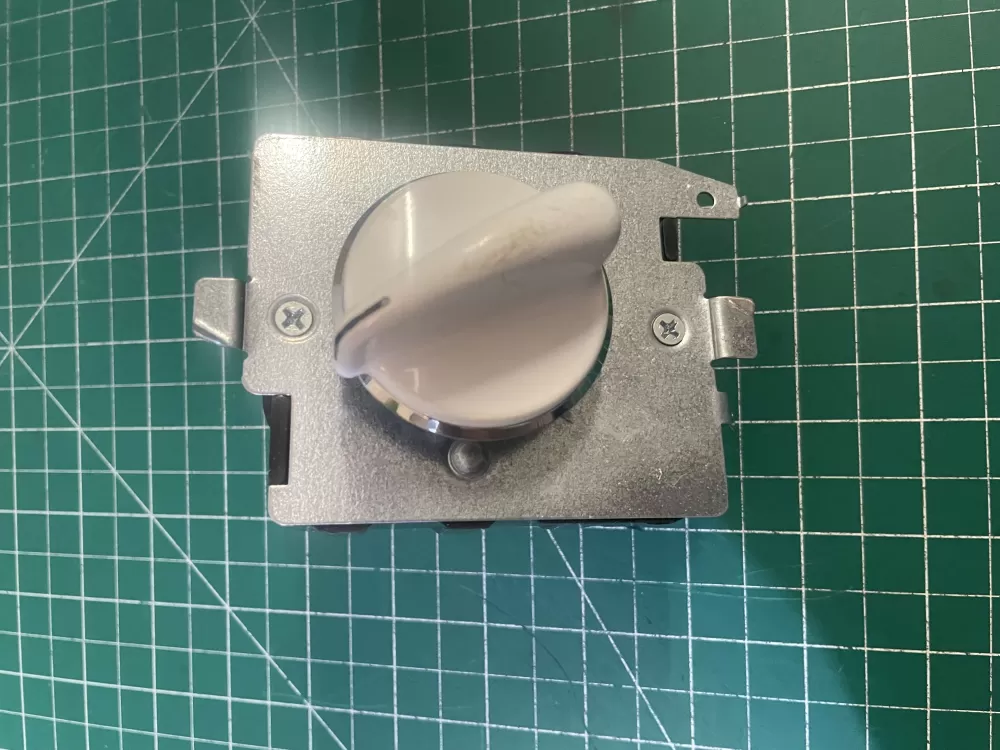 GE 572D520P039 Dryer Timer AZ194225 | KM1584