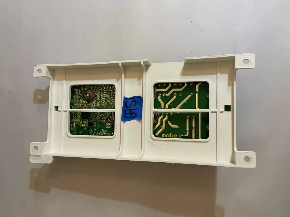 GE Hotpoint WCC101K Washer Control Board AZ179237 | KM695