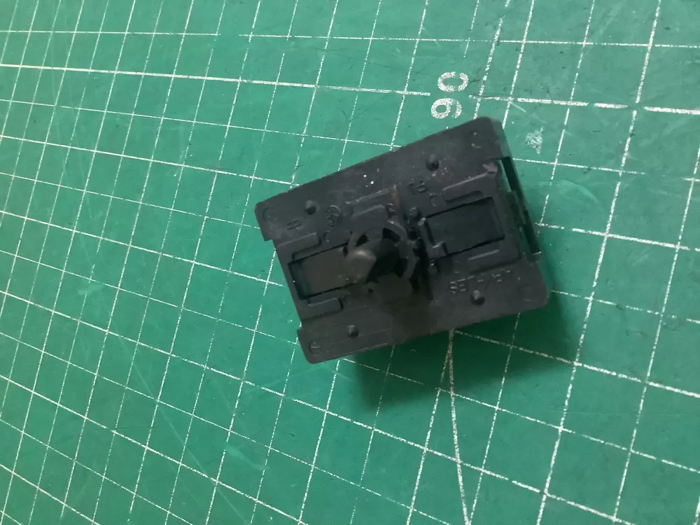 Maytag Whirlpool 35115 Washer Switch Temperature AZ221348 | SLA47