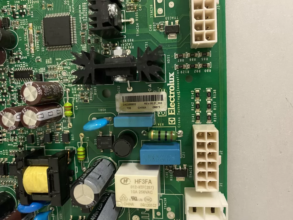 Frigidiare 242268902 Refrigerator Main Control Board AZ203149 | BK2319