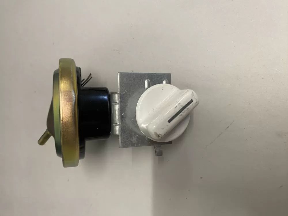Frigidaire 134422700 Washer Water Level Pressure Switch AZ225193 | BK717