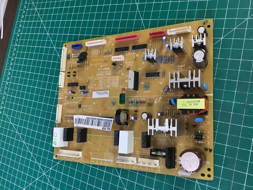 Samsung AP4909012 DA92-00055A Refrigerator Control Board AZ192293 | NR562