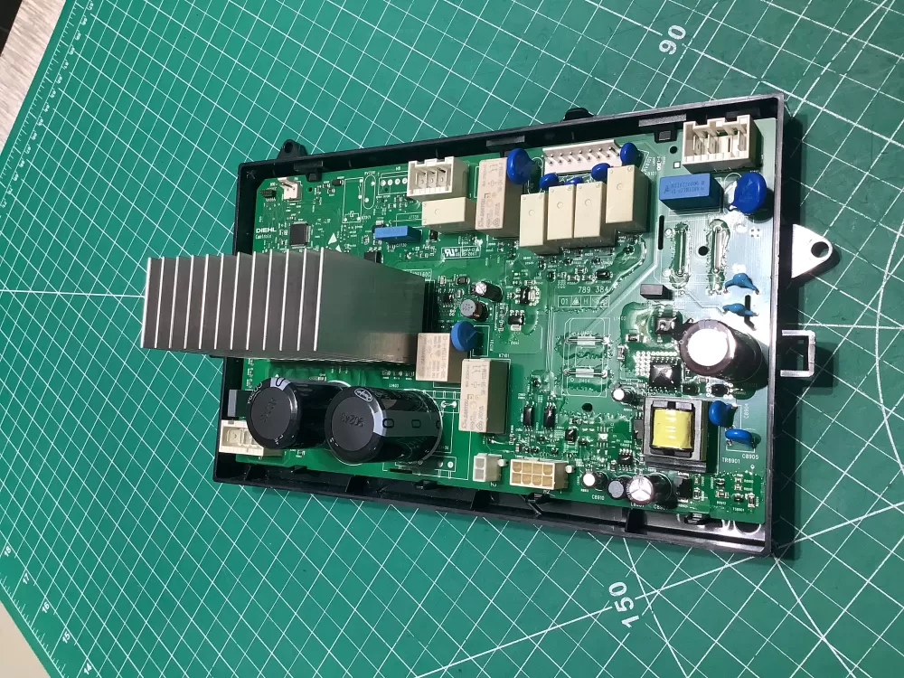 SpeedQueen  Speed Queen 792416-04  807240P. 807240 Washer Motor Control Output Control Board